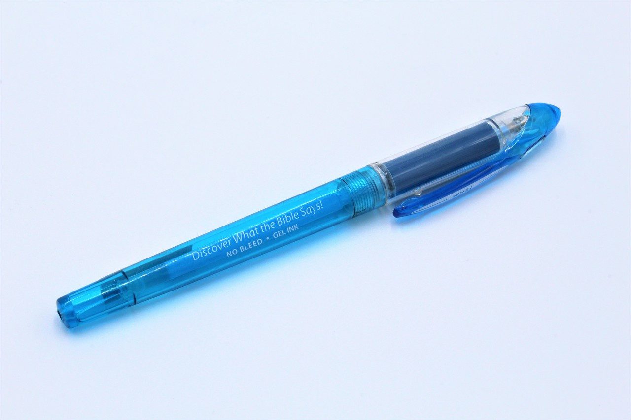 Gel Underliner Pen (other colors available) - Image 5